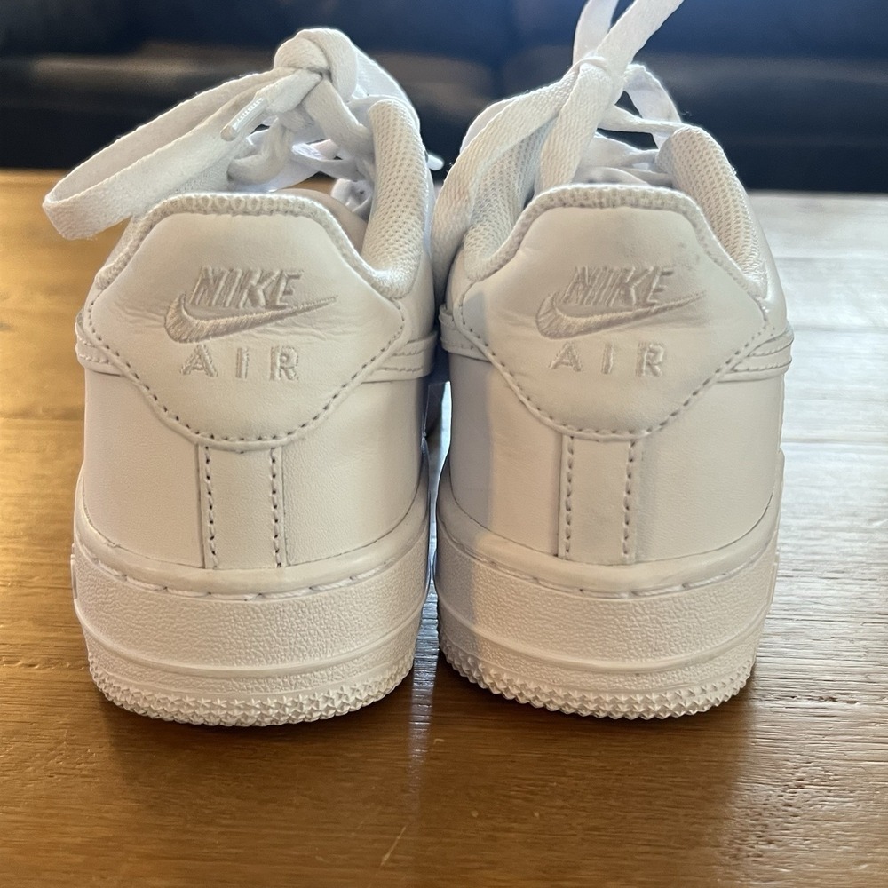 Nike Air Force 1 Low White Sneakers Shoes Youth 4.5Y FV5951-111 AF1 - Picture 6 of 9